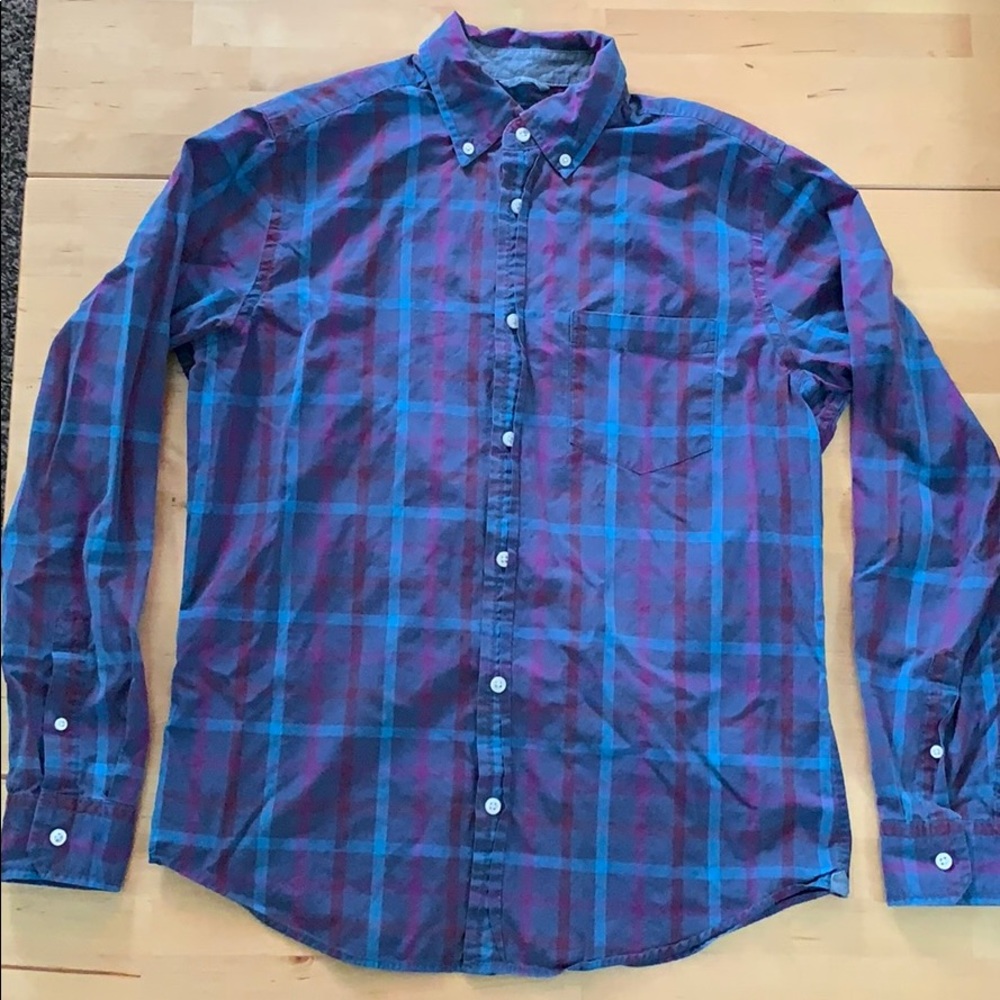 Gap blue and purple plaid button up